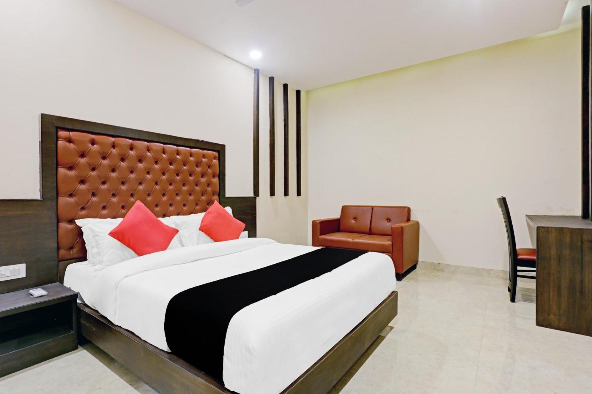 Capital O 80951 Hotel Vertigo Suite Bombay Extérieur photo